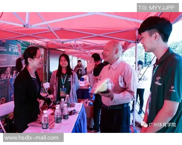 澳门大学足球队奋勇争先展现青春风采助力校园体育文化发展 澳门大学足球队奋勇争先展现青春风采助力校园体育文化发展